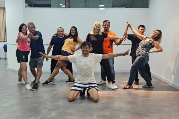 Aulas de dança:  Apevo oferece aulas gratuitas para os associados