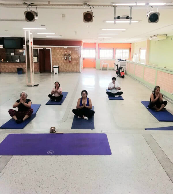 Aulas de Yoga: inscrições abertas aos interessados